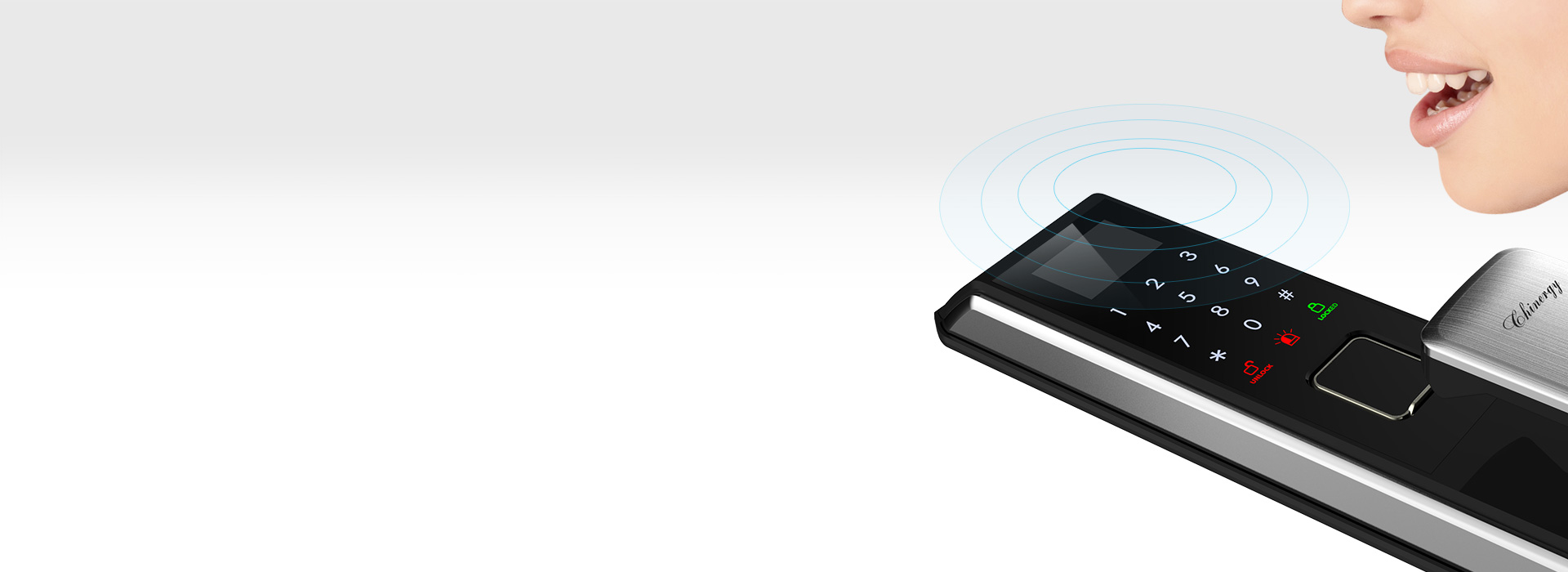 人機交互就像貼心的安全管家 液晶屏配合...