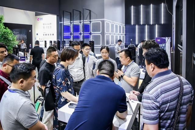 正泰智能鎖登陸永康門博會，助力經銷商從零成長