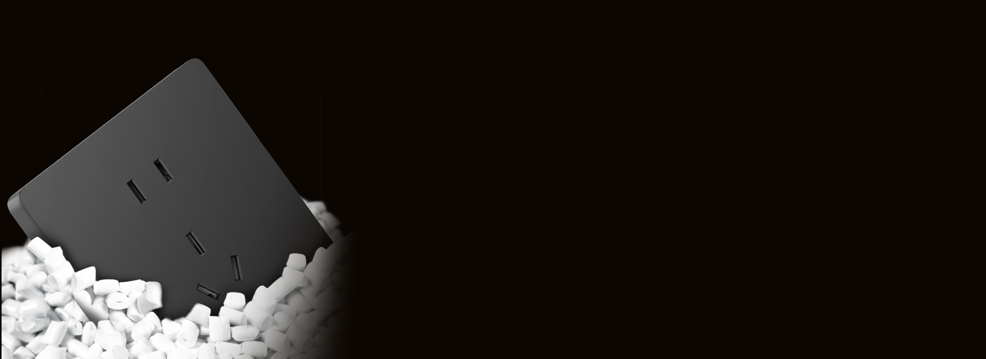 850°高溫，亦不改本色 嚴選PC材質(zhì)...