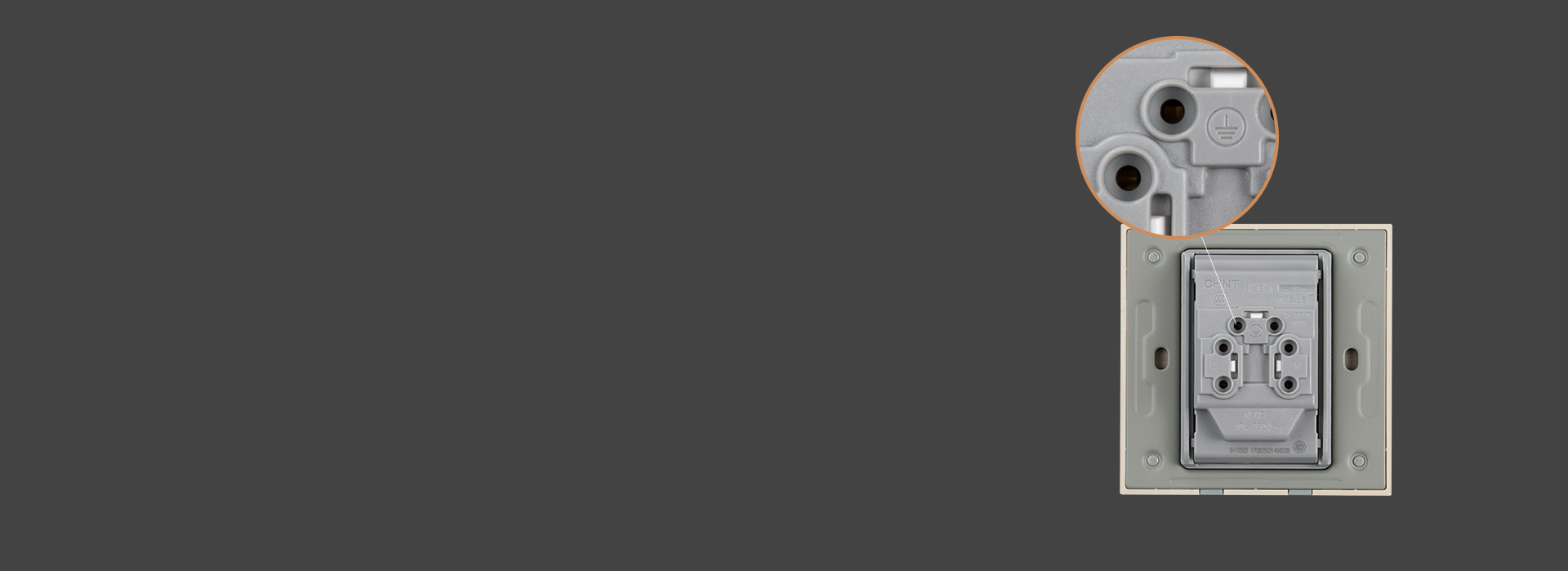 接線快，便捷牢固 簡單接線結構，插入即...