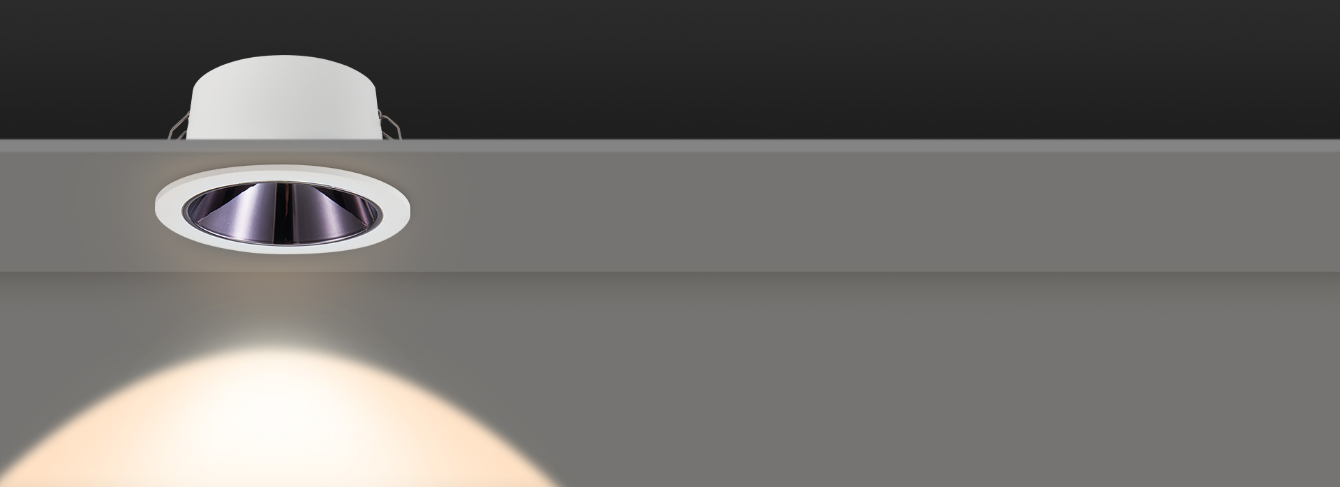 深藏式光源設計 光源深藏，減少眩光，增...