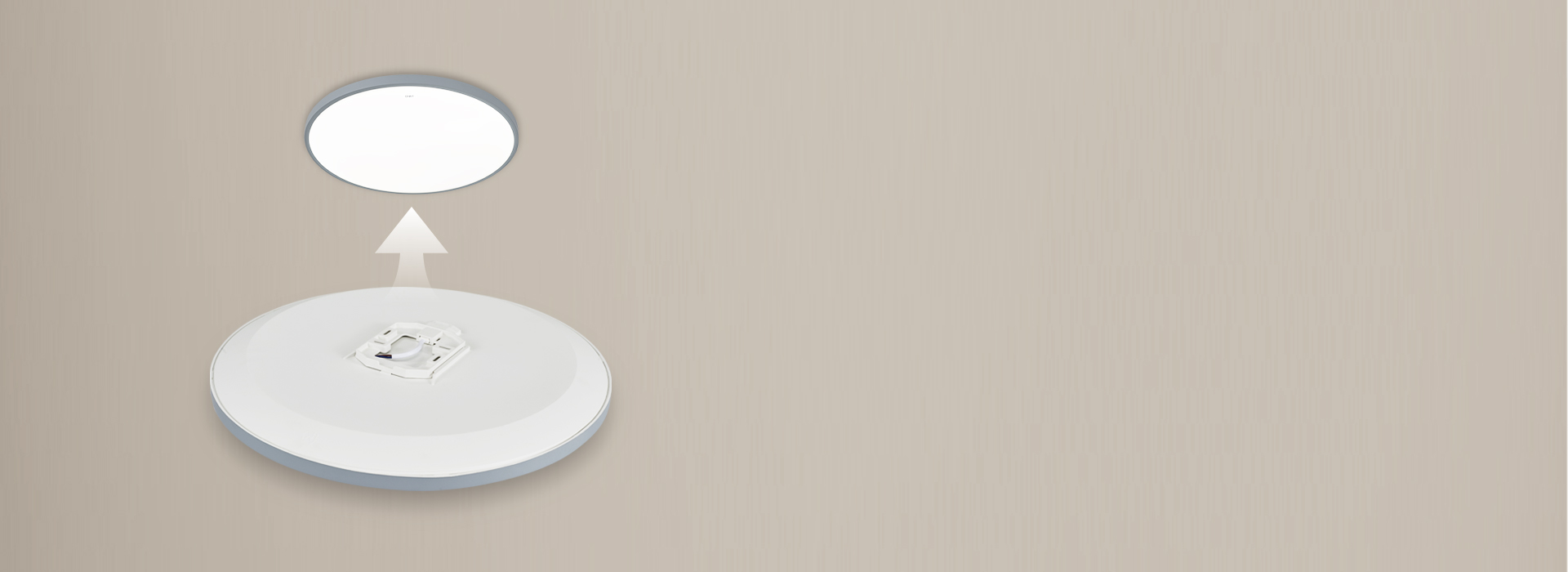 底座加寬加大，安裝更簡單 安裝可目視化...