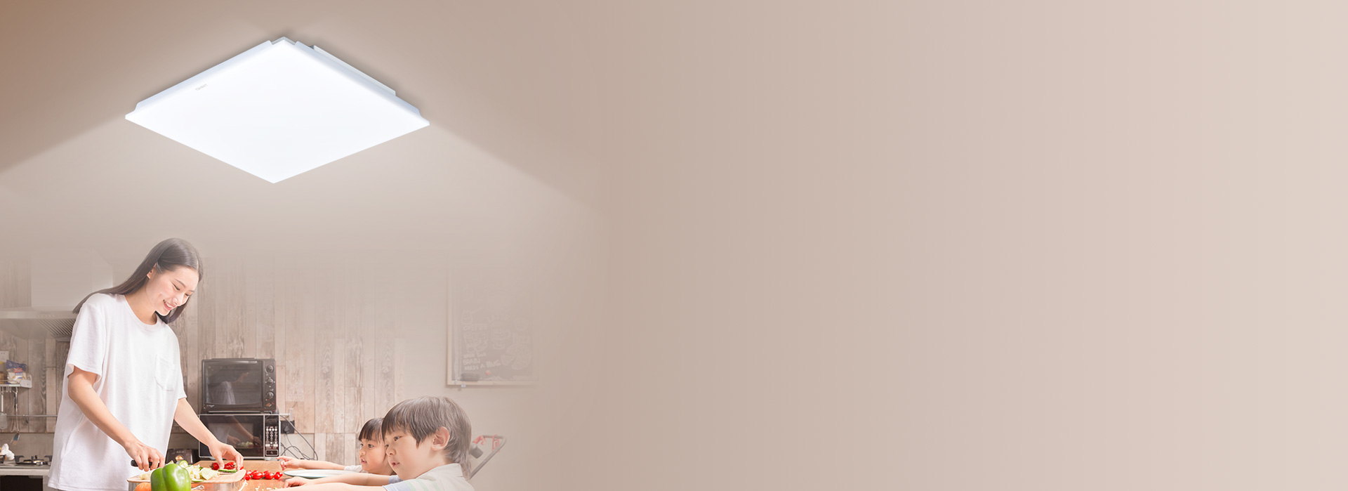 發(fā)光面提升36% 全屏無邊框設計，發(fā)光...